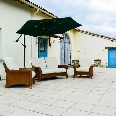 La Retreat Nyaraló